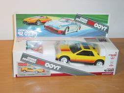 New In Box Pontiac Fiero Sp Yellow 1/16 Or 1/14